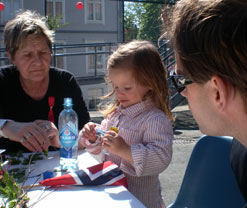 Tulla, Nora og Johan