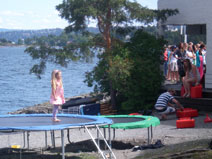 På trampoline hos Tomm Murstad
