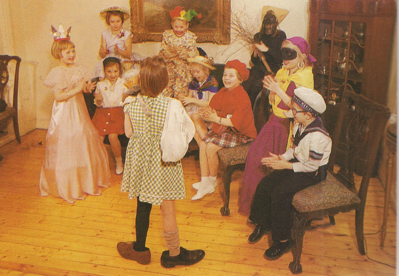 På karneval Hos Kristin Mollan