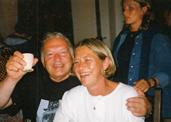 Torbjørn, Tulla og Wenche bak